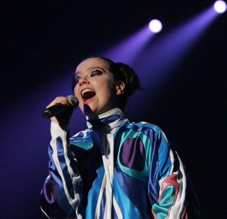 Bjork ponovo sa "Sugarcubes"