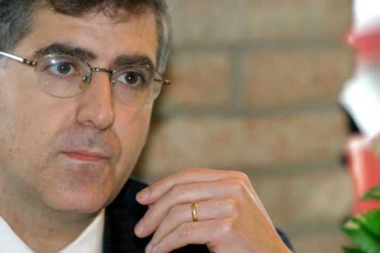 Rafi Gregorijan: "Karadžić se krije u regionu"