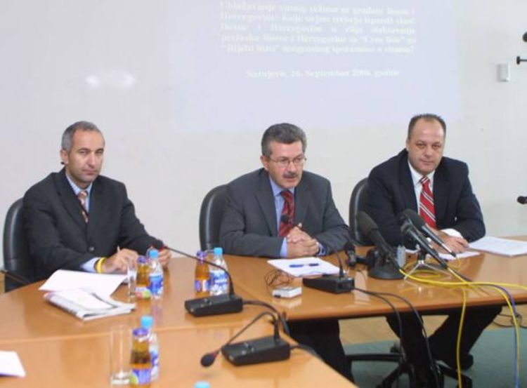 EU u naredne dvije godine nije spremna ukinuti vize