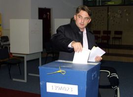SDP BiH: Željko Komšić sigurno pobjeđuje