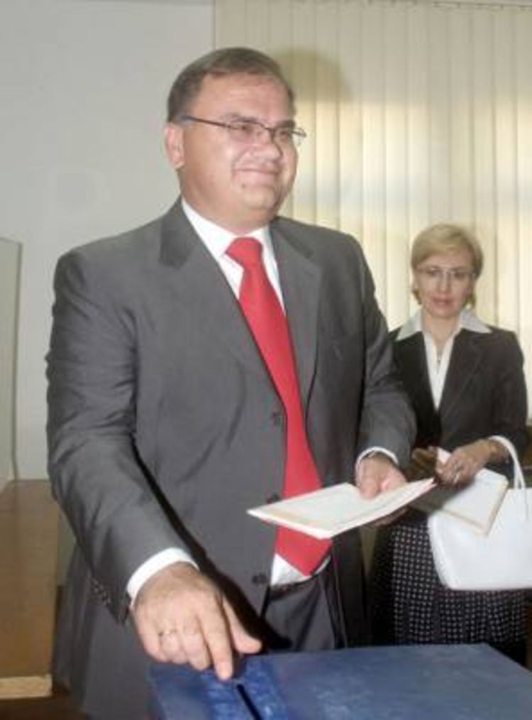 Ivanić: Radmanović i Jelić ubjedljivo vode