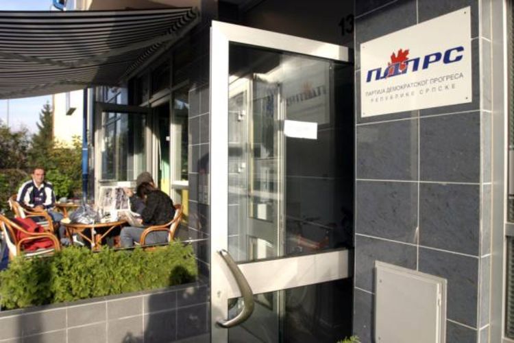 Policija odnijela dio dokumentacije o finansijskom poslovanju PDP