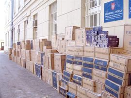 Uhapšeno šest osoba, među njima dva policajca