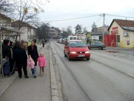 Autom udario šest pješaka