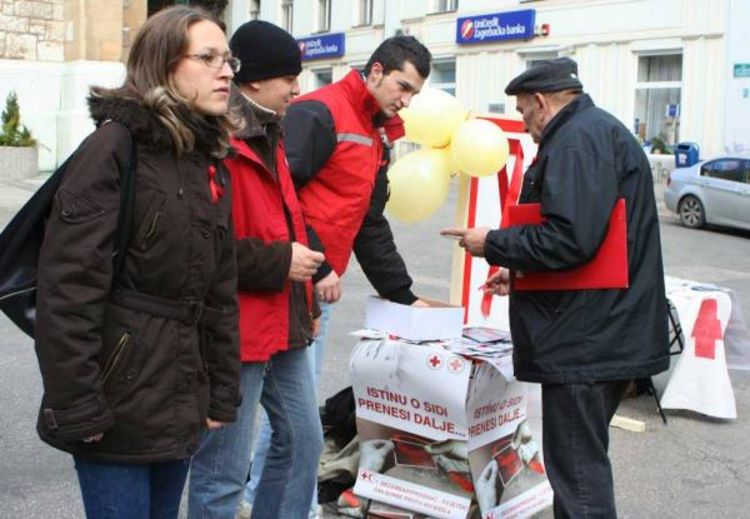 Umrlo 47 osoba zaraženih HIVom
