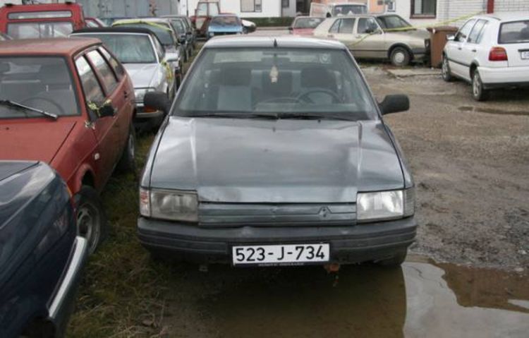 Bivši policajac dilao heroin