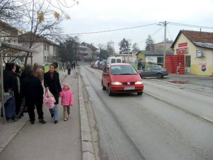 Autom udario šest pješaka