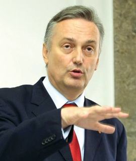 Laž je da je Lagumdžija tražio uklanjanje reisa i Radončića