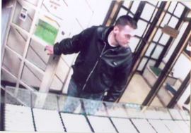 Lopov snimljen kamerom