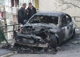 Zapaljen BMW kikboksera Dženana Muminovića