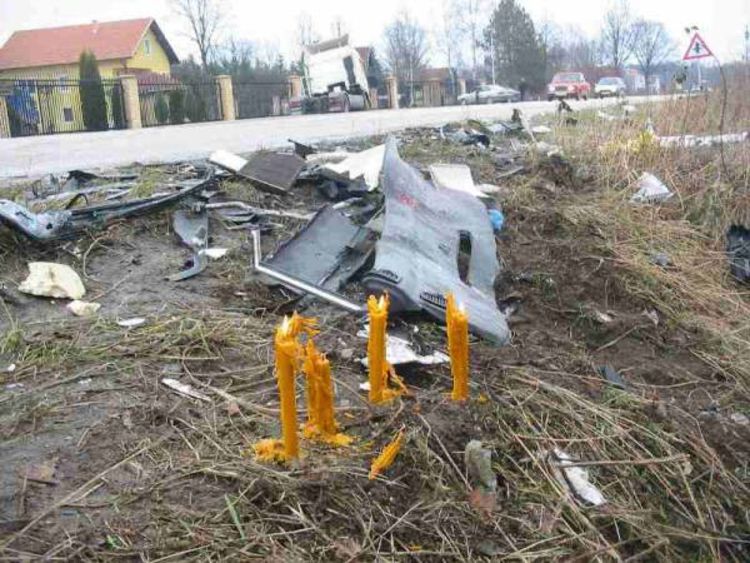 Poginula četiri mladića
