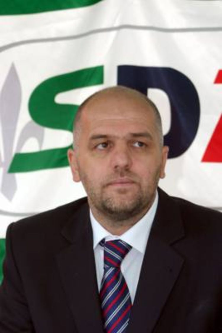 Amir Zukić: SNSD ne može dobiti tri ministarska mjesta