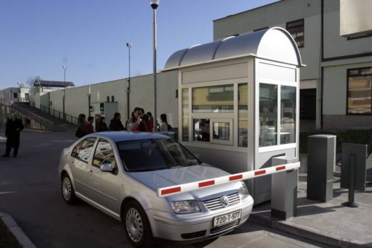 Otvorena prva javna garaža u RS