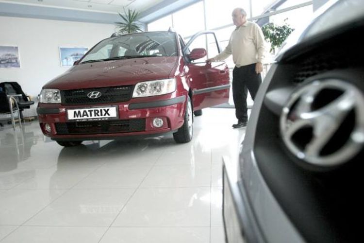 Prodan 11.541 novi automobil