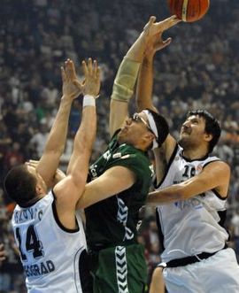 I sa porazom Partizan u Top 16 EL
