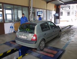 Iste registarske tablice imaju po dva vozila