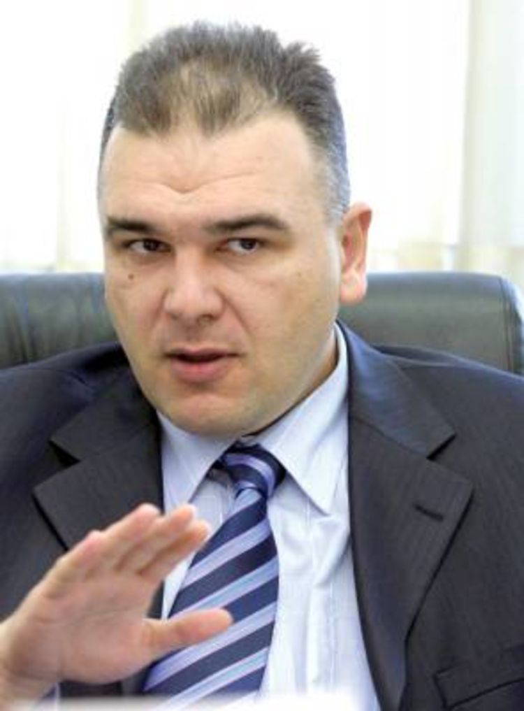 Bakir Dautbašić: Ukidanje viza nakon uvođenja biometrijskih pasoša