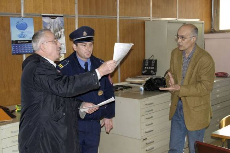Intervenisala i policija