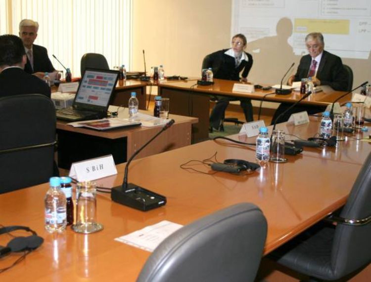 Tihić i Silajdžić bojkotovali, Lagumdžija napustio sastanak