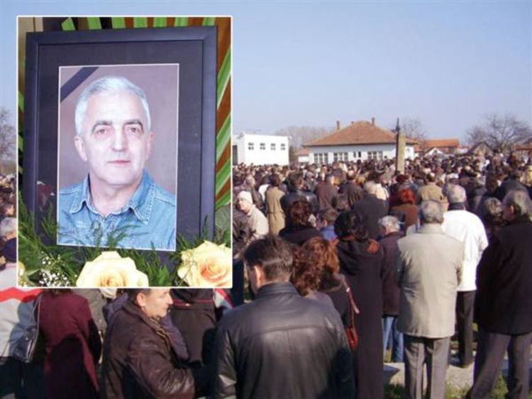 Sahranjen Duško Kondor