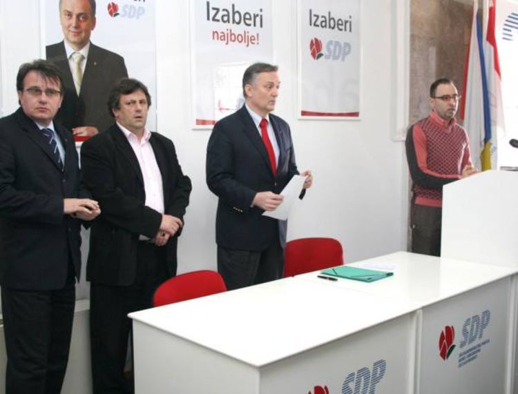 SDP BiH: Moguće izmještanje Memorijalnog centra iz Srebrenice
