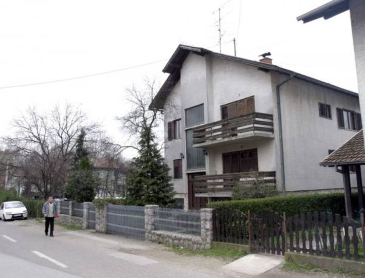 Zaplijenjeni dokumenti i računarska oprema