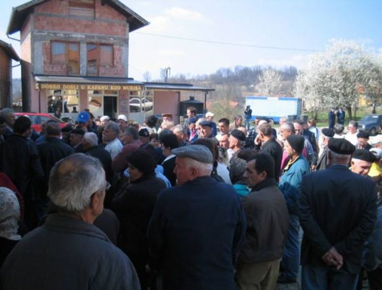 Bošnjaci traže rušenje temelja crkve