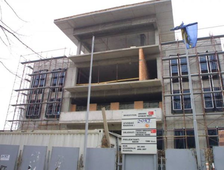 Opština ne odustaje od rušenja zgrade Ambasade