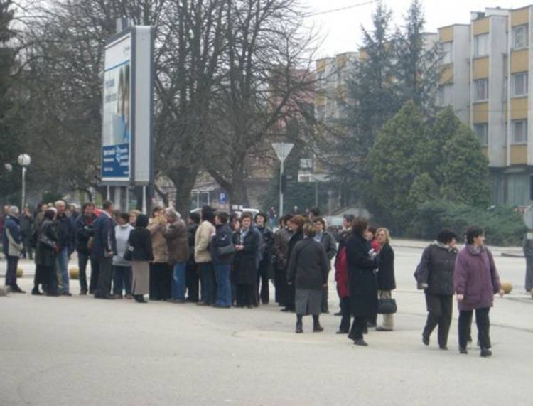 Radnici Bosanke traže pomoć od SNSDa