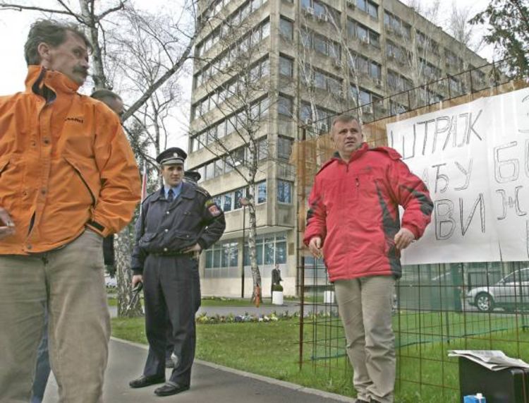 Traže veće invalidnine