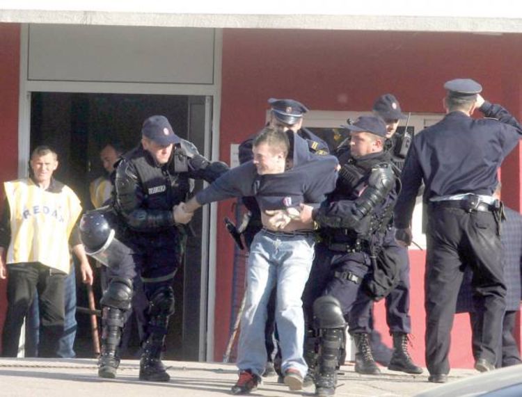 Uhapšena četiri lica