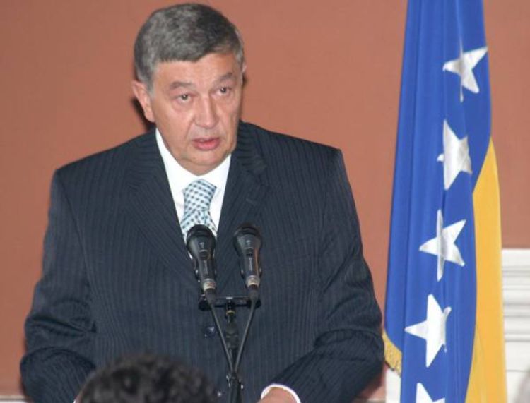 Radmanović pokrenuo zaštitu vitalnog nacionalnog interesa