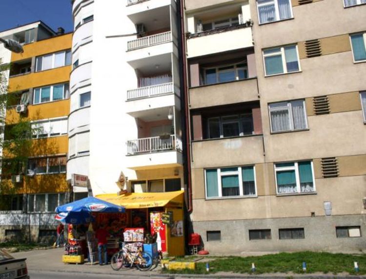 Iz stana izuzeta dokumentacija