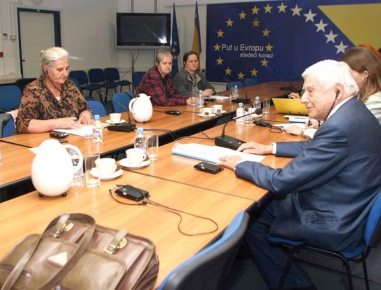 Izdvajanje Srebrenice kršenje Dejtona
