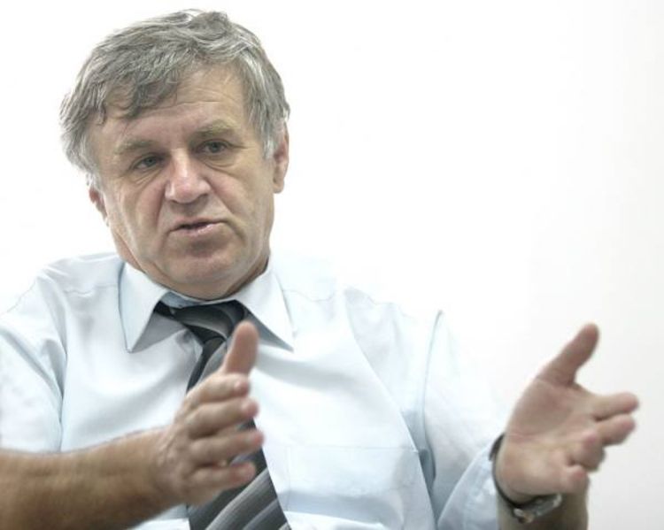 Čeko: U većini opština ne rade u skladu sa zakonima