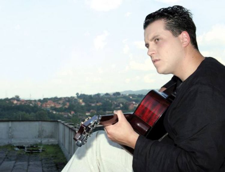 Lado Jakovljević: Pored šporeta i gitare odlično se osjećam