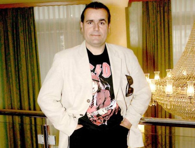 Rustem Nezirović Rule: Estradna scena je ponižavajuća