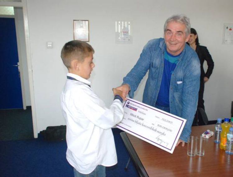 Porodici Rupar 100.000 maraka