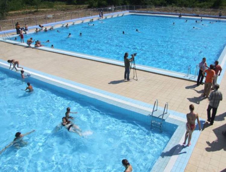 Otvoreni gradski bazeni u Brčakom
