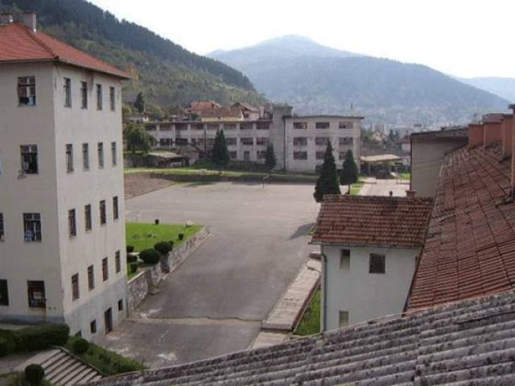 Niče  zatvor u zatvoru