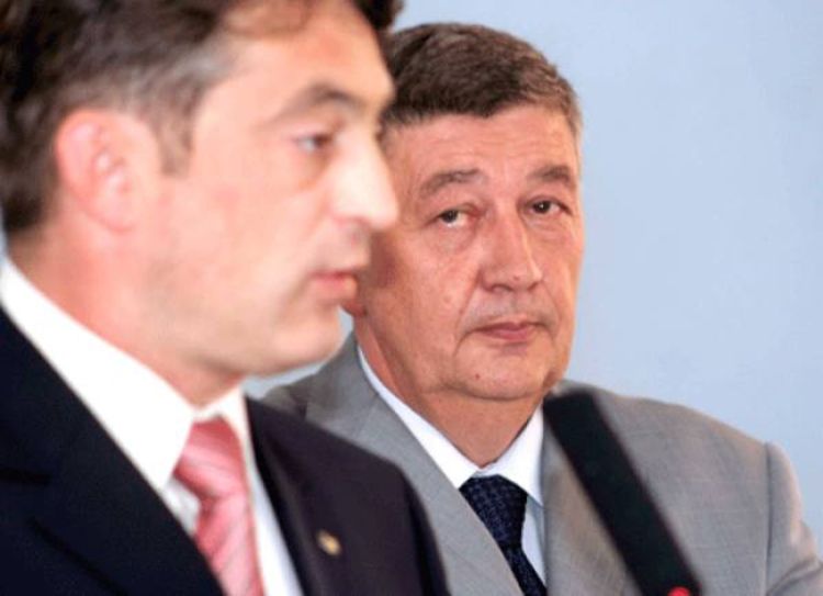 Komšić preuzeo kormilo od Radmanovića