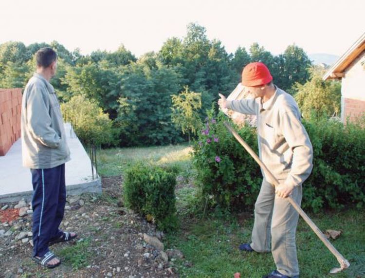 Zbog zemlje se i krv prolije