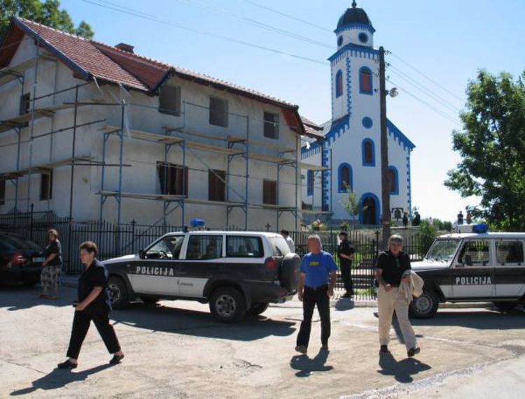 Pretučen vladika Hrizostom