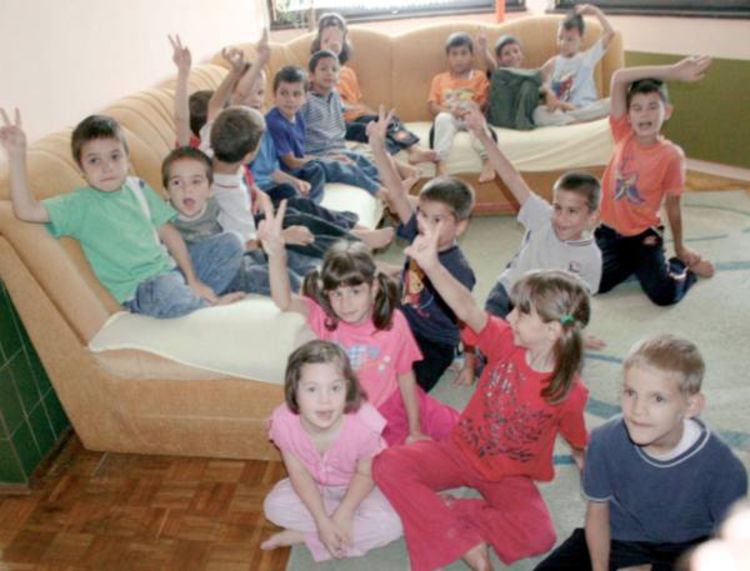Više od 2.000 djece bez roditeljskog staranja