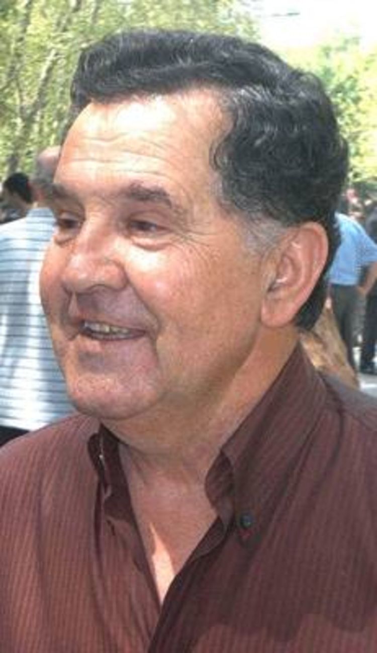Preminuo Safet Isović