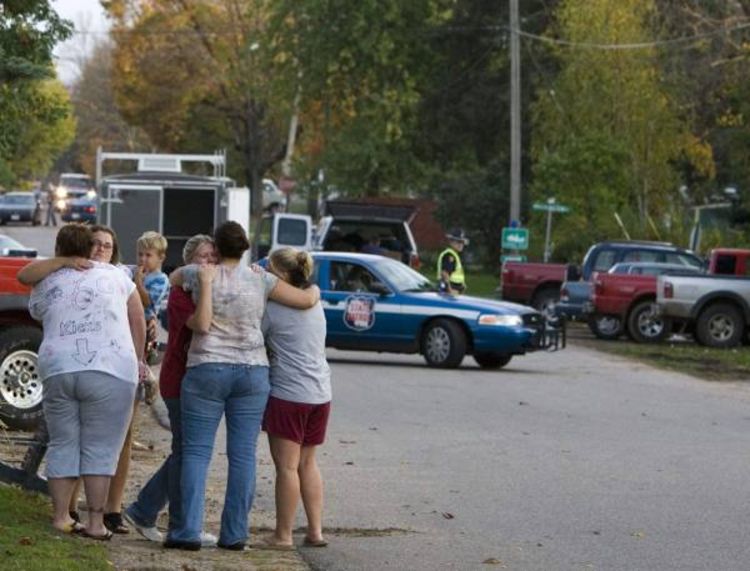 Policajac ubio šestoro mladih