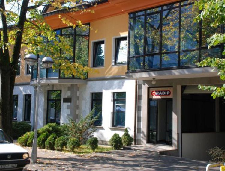 Falsifikatom izbrisali 140 akcionara  Ljubića