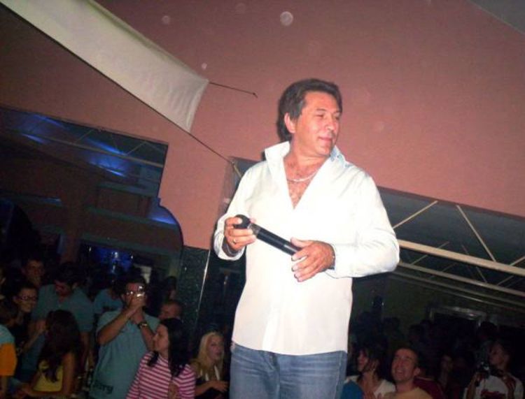 Halid Muslimović: Diskoteke su veliko zlo za dobre pjevače