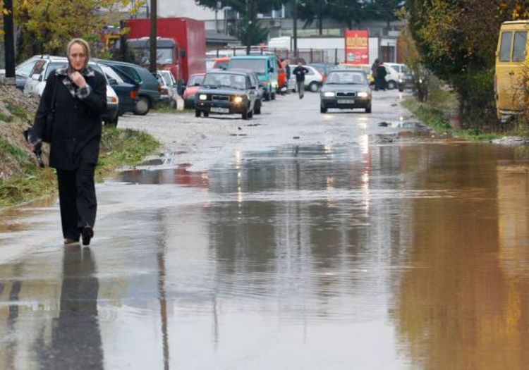 Obilne kiše izazvale poplave širom BiH