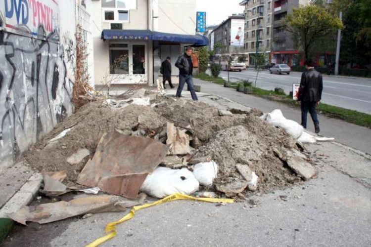 Počela rekonstrukcija trotoara u Grbavičkoj ulici